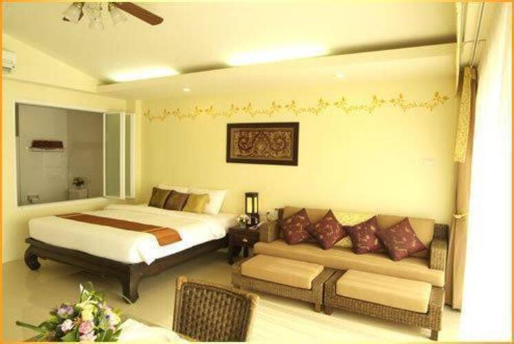 Villa Thongbura