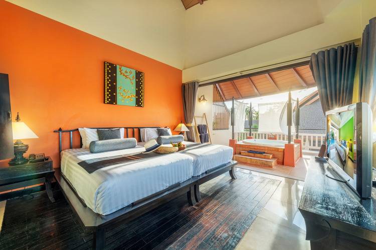 Lanta Chada Beach Resort & Spa