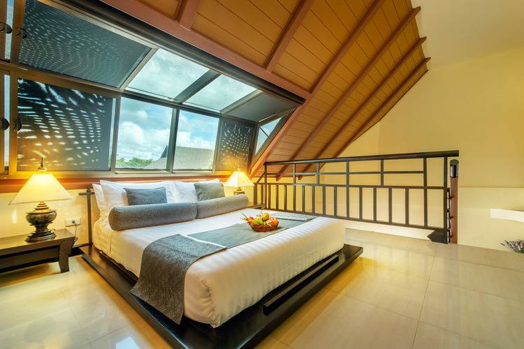 Lanta Chada Beach Resort & Spa