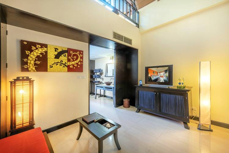 Lanta Chada Beach Resort & Spa