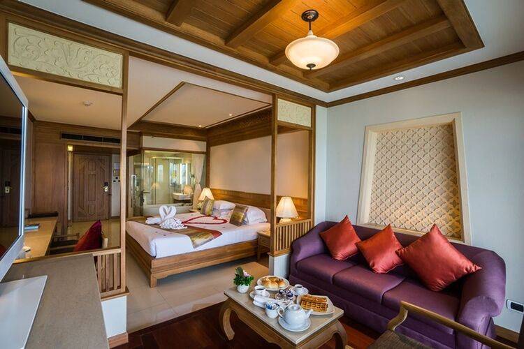 Royal Cliff Beach Terrace