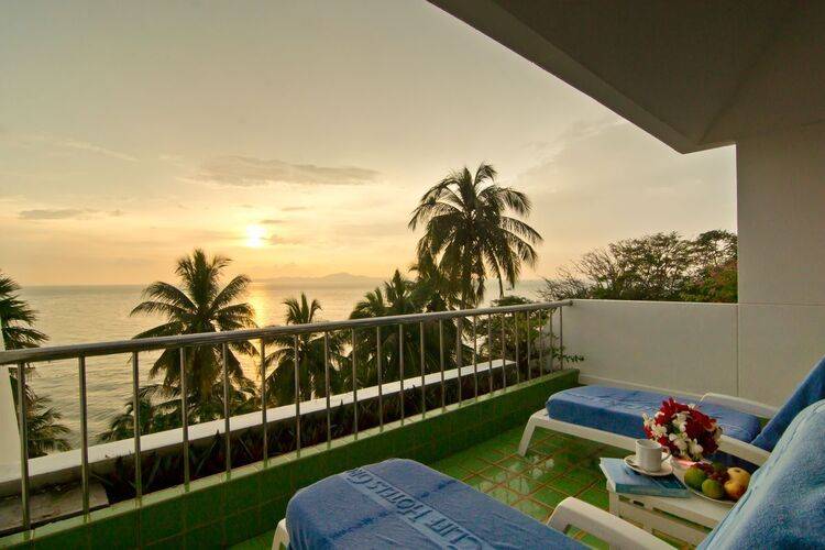 Royal Cliff Beach Terrace