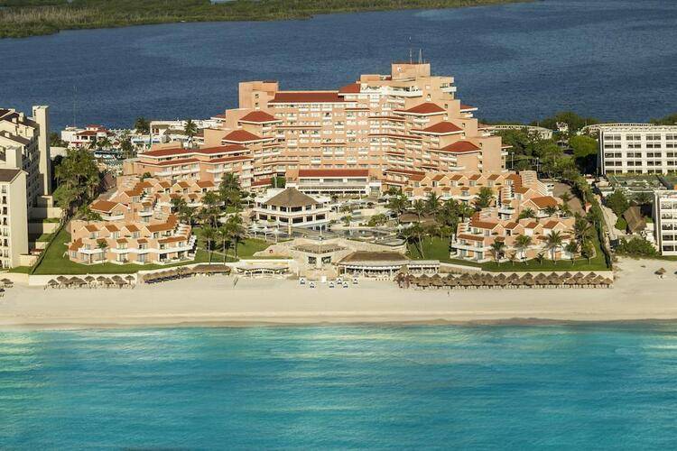 Omni Cancun Hotel & Villas