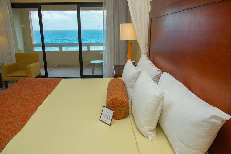 Omni Cancun Hotel & Villas