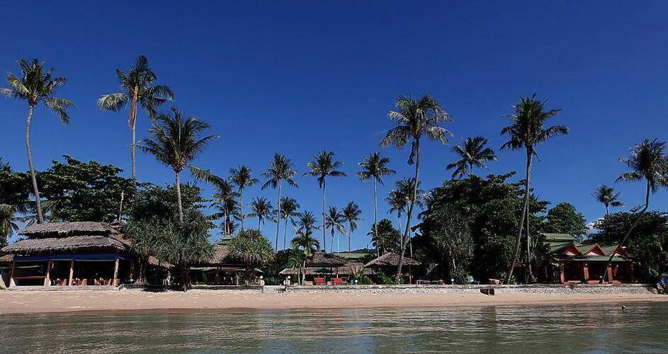 Friendship Beach Resort & Atmanjai Wellness Centre