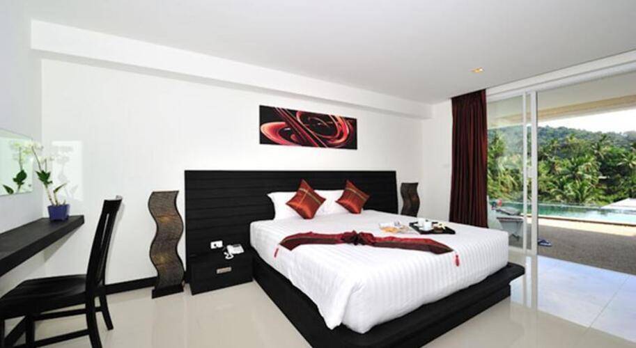Lae Lay Suites Resort