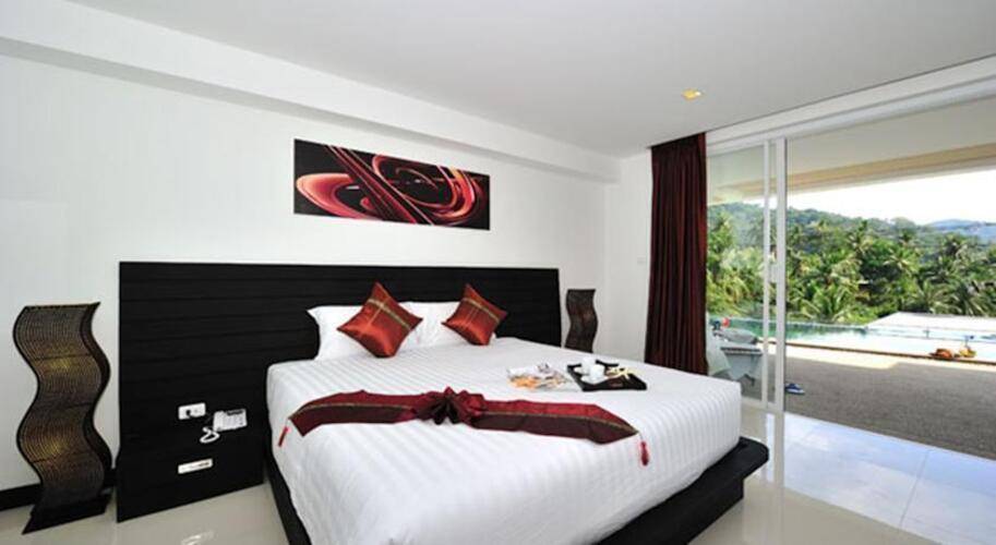 Lae Lay Suites Resort