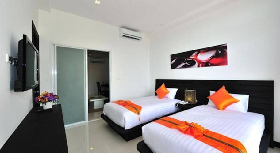 Lae Lay Suites Resort
