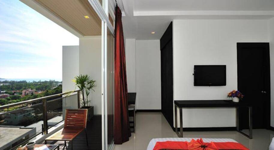 Lae Lay Suites Resort
