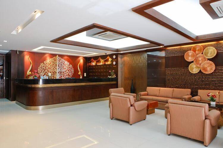 Inn House Hotel