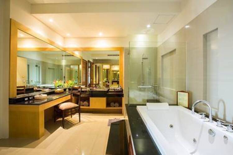 Ayara Kamala Resort & Spa