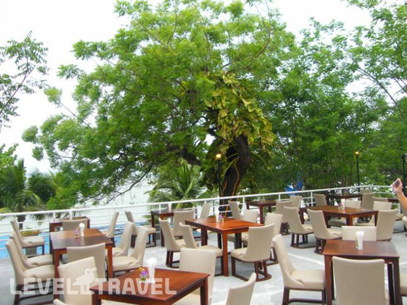 Фотография Nautical Inn Hotel