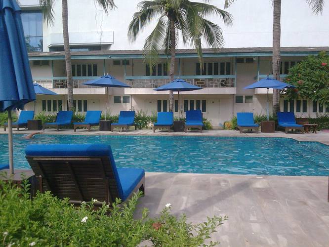 Nautical Inn Hotel