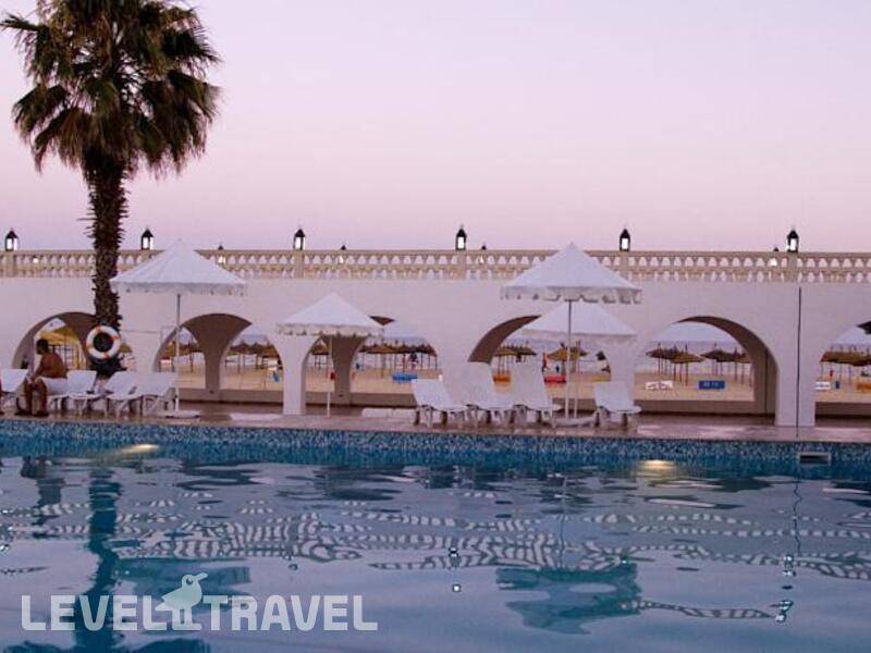 Фотография Bousten Long Beach Club