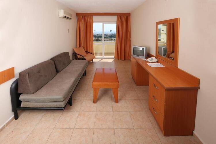 Tuntas Family Suite Kusadasi