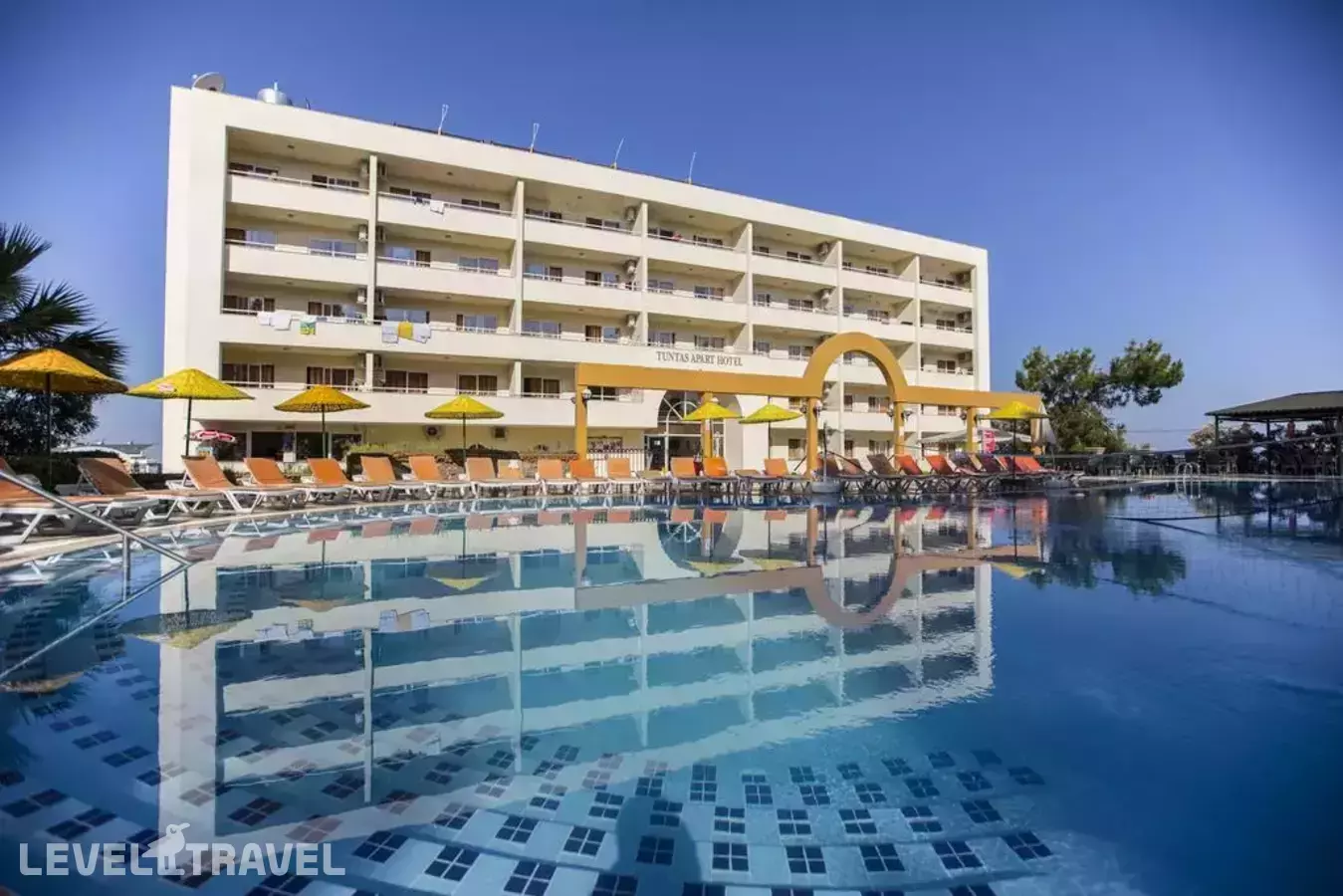 Tuntas Family Suite Kusadasi