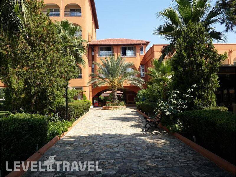 Фотография Club Turtas Beach Hotel