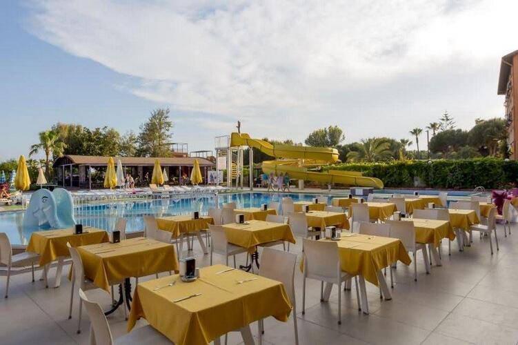 Limoncello Sandy Beach