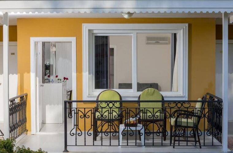 Limoncello Sandy Beach