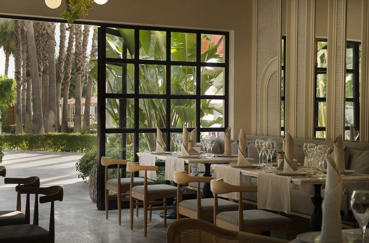 Miramare Queen Hotel