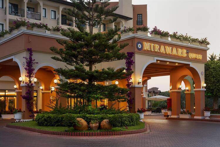 Miramare Queen Hotel