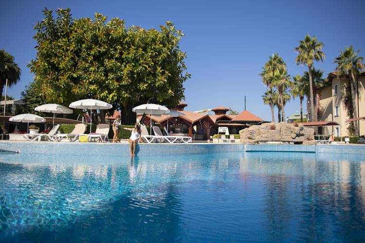 Miramare Queen Hotel