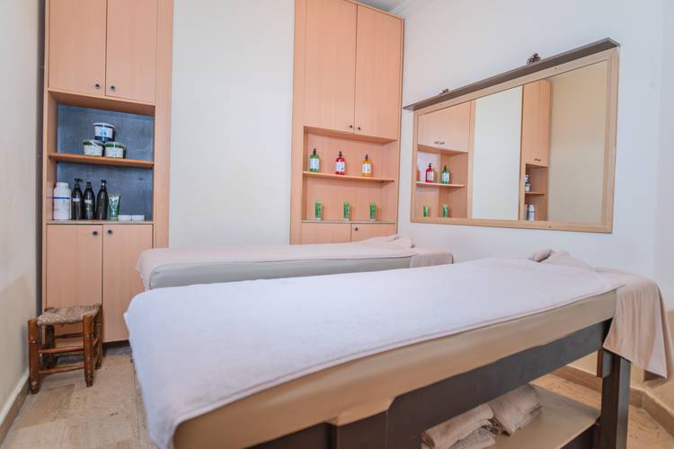 Miramare Queen Hotel