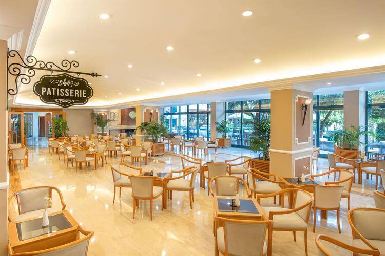 Miramare Queen Hotel