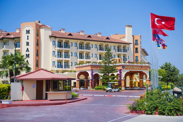 Miramare Queen Hotel