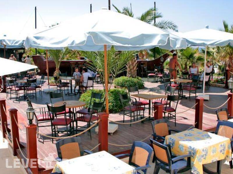 Фотография Club Tropical Beach Hotel