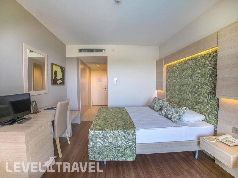 Фотография A Good Life Utopia Family Resort (Ex. Water Planet)