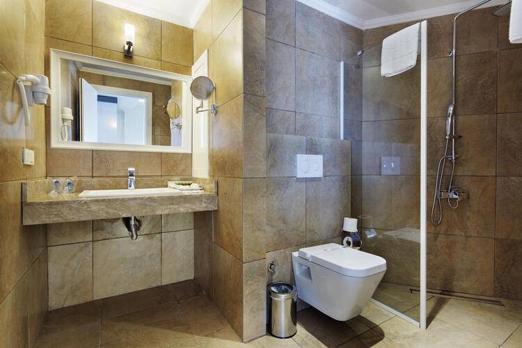 Senza Hotels The Inn Resort & Spa