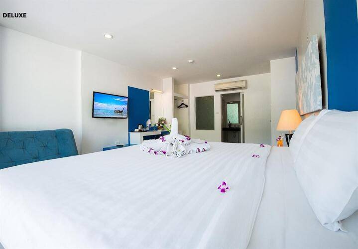 Patong Platinums Hotel (Ex.Tuana Patong Holiday Hotel)