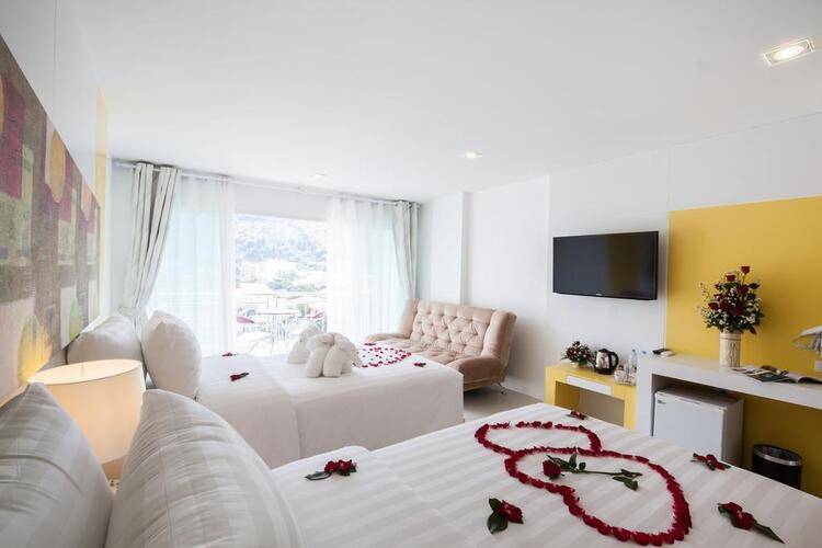 Patong Platinums Hotel (Ex.Tuana Patong Holiday Hotel)
