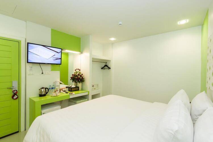 Patong Platinums Hotel (Ex.Tuana Patong Holiday Hotel)