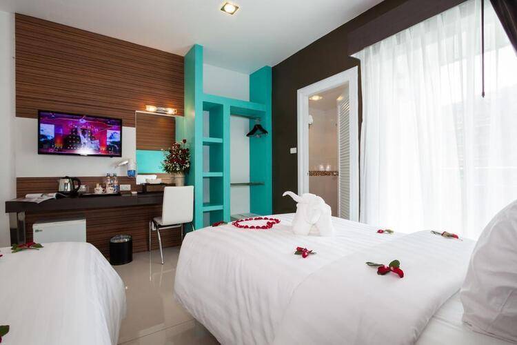 Patong Platinums Hotel (Ex.Tuana Patong Holiday Hotel)