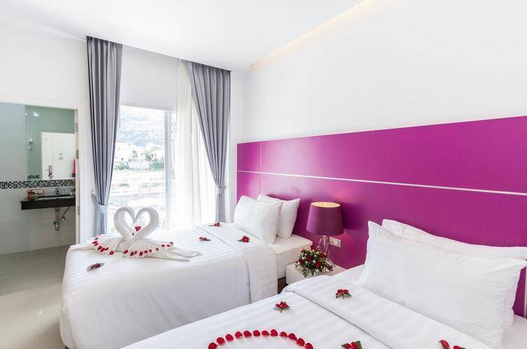 Patong Platinums Hotel (Ex.Tuana Patong Holiday Hotel)