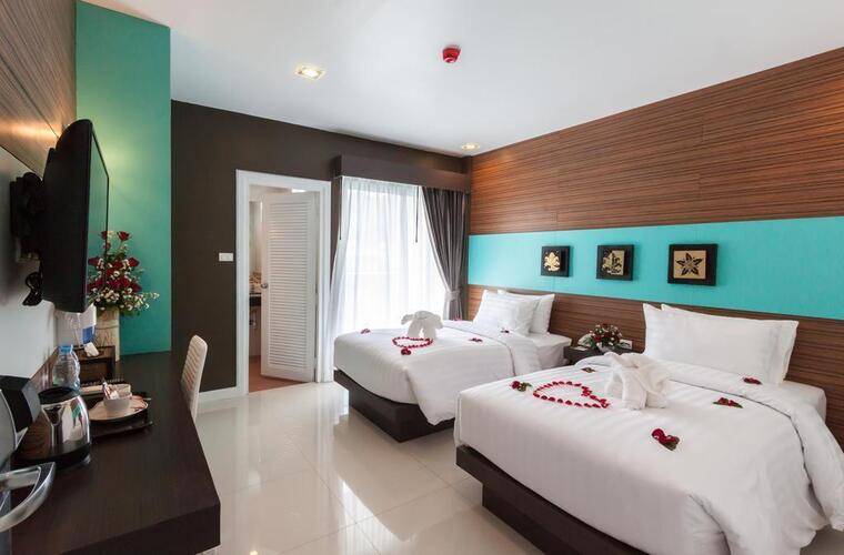 Patong Platinums Hotel (Ex.Tuana Patong Holiday Hotel)