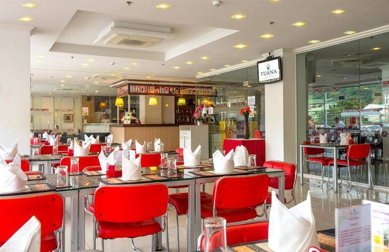 Patong Platinums Hotel (Ex.Tuana Patong Holiday Hotel)