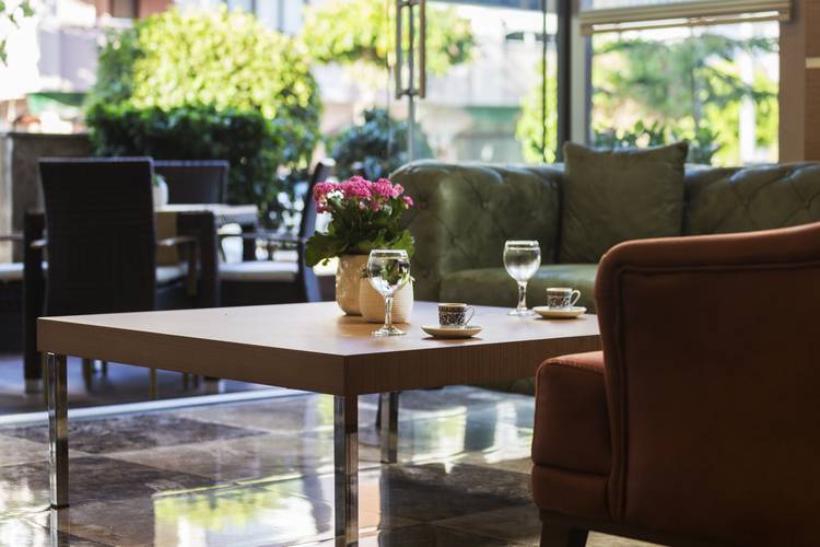 Lonicera City Hotel