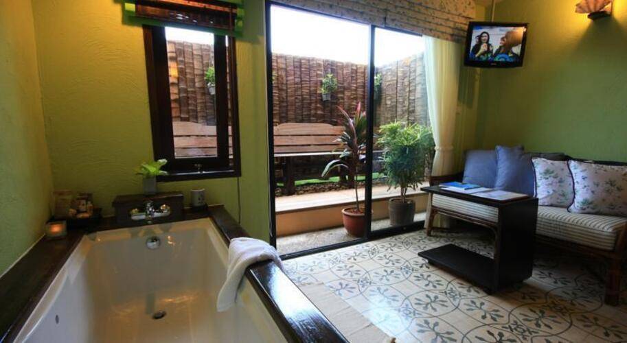 Phra Nang Inn Hotel