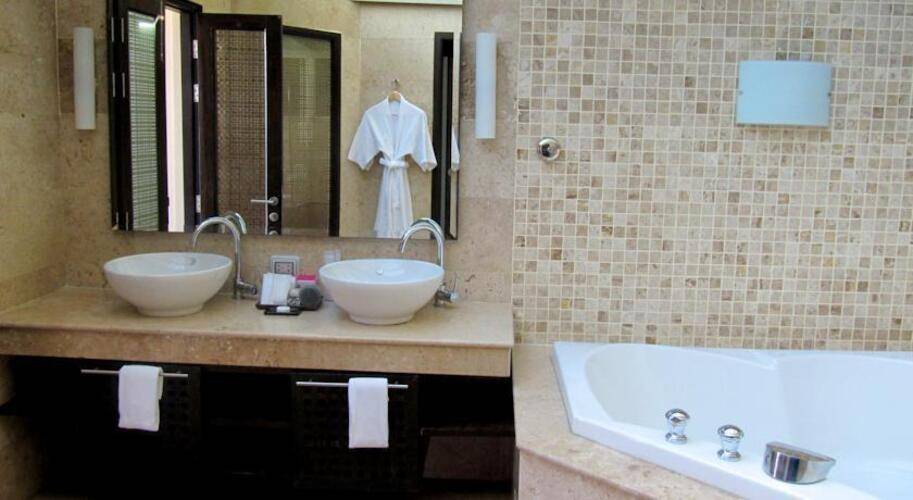 Indochine Resort & Villas