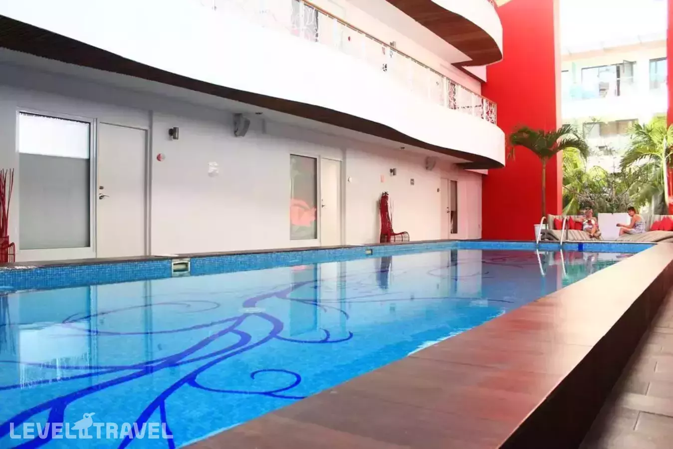 In Fashion Boutique (Adults Only 18+)