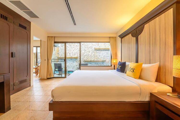 Patong Lodge Hotel