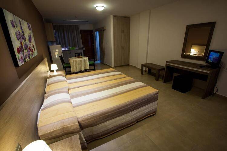 Crystallo Apartments