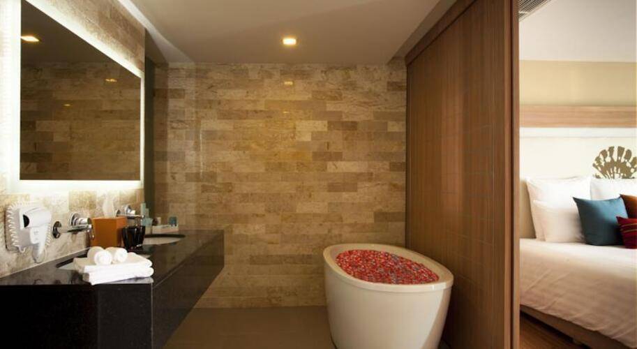Novotel Phuket Kamala Beach