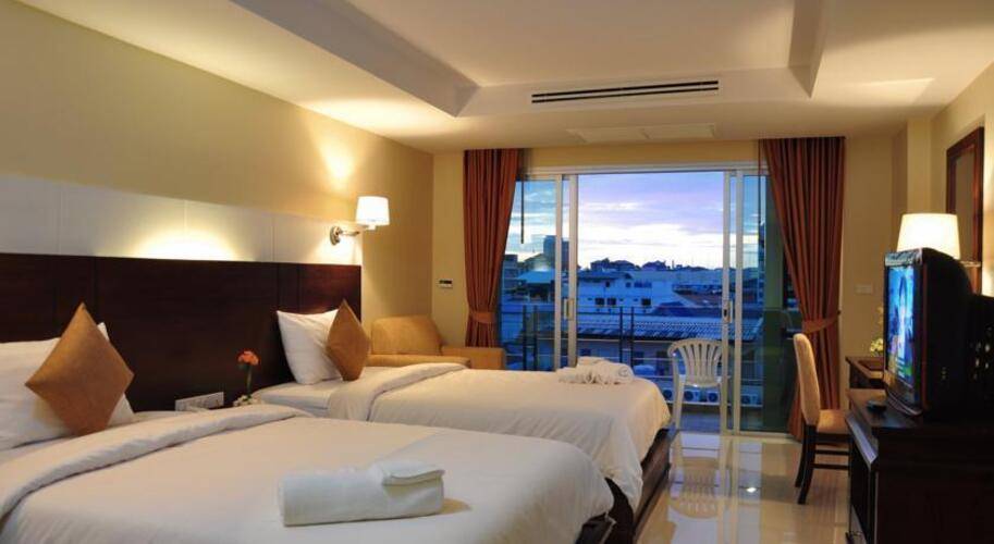 August Suites Pattaya