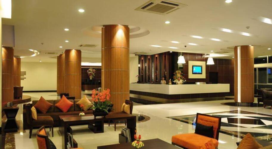August Suites Pattaya