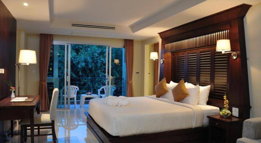 August Suites Pattaya