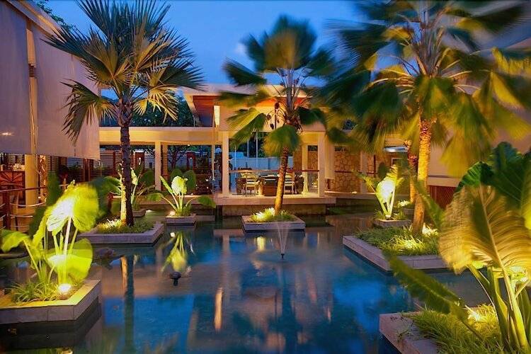 Dhevatara Beach Hotel (Adults Only 12+)